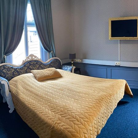 Jaernvaegshotellet B&B Skara Eksteriør billede