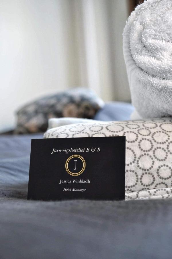 Jaernvaegshotellet B&B Skara Eksteriør billede