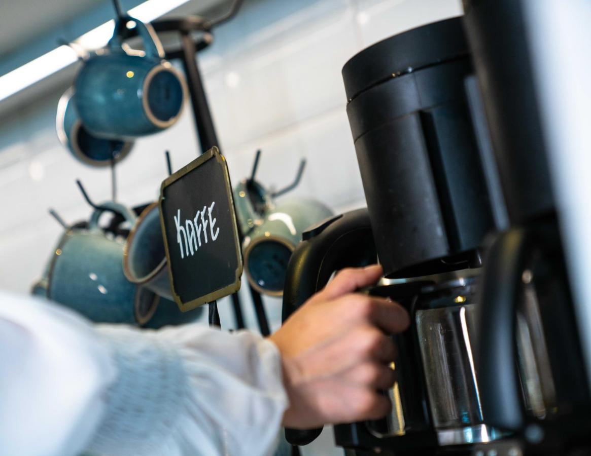 Jaernvaegshotellet B&B Skara Eksteriør billede