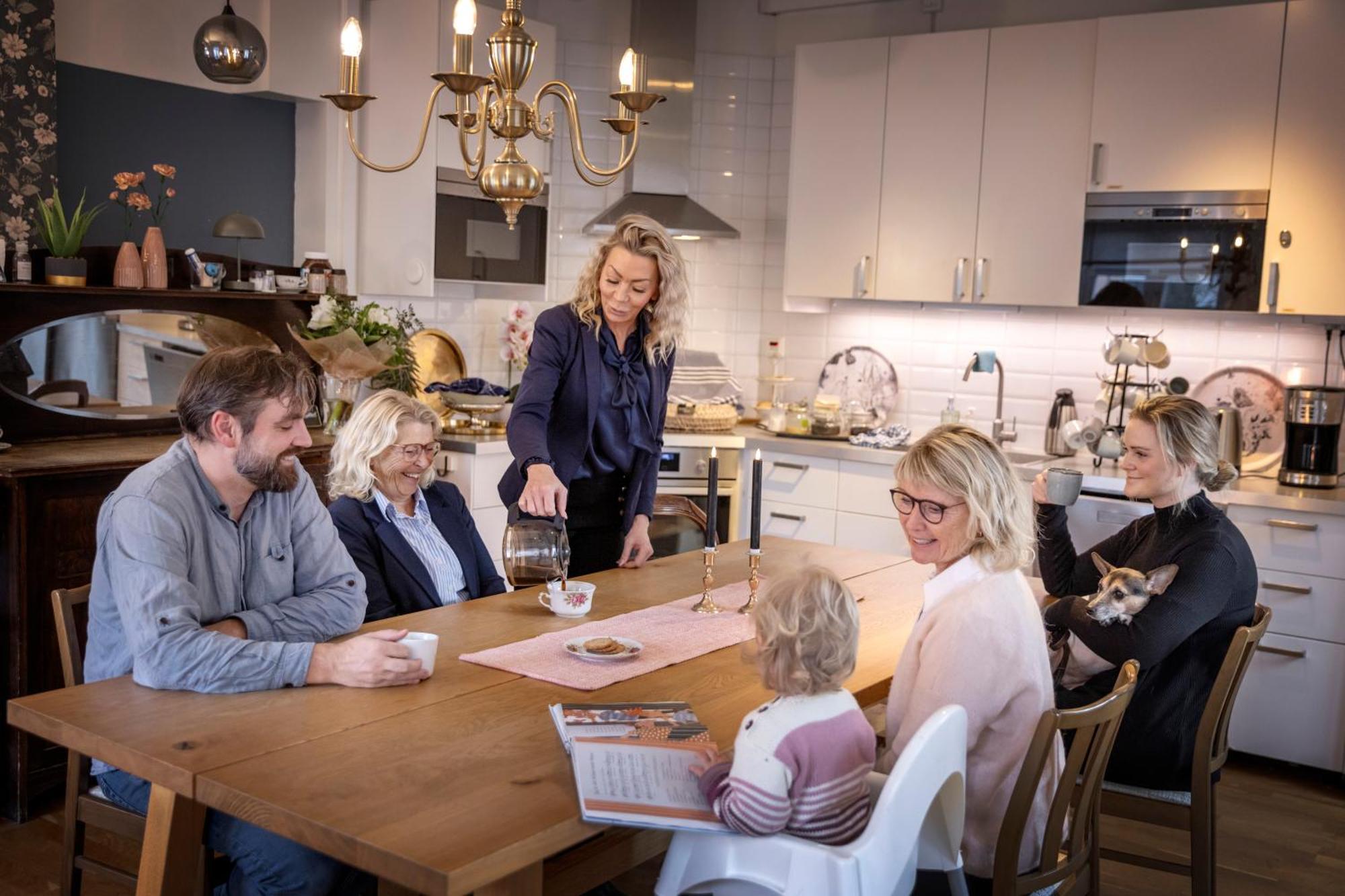 Jaernvaegshotellet B&B Skara Eksteriør billede