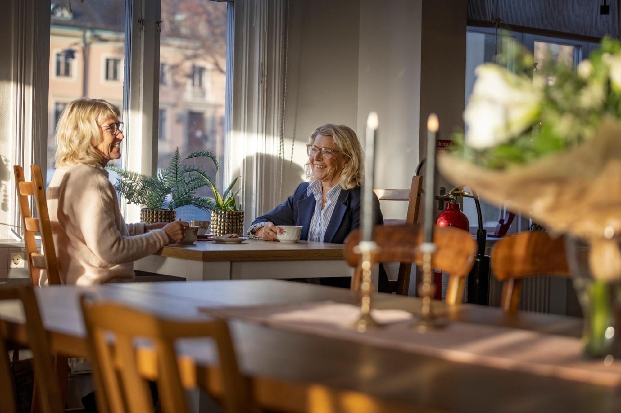 Jaernvaegshotellet B&B Skara Eksteriør billede